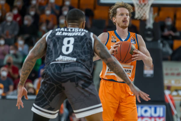 给国际赛场 给国际赛场